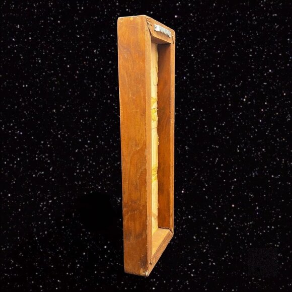 Vintage Titles Hand Painted House Flower Made In Spain on a wood frame 12”W - Picture 6 of 10